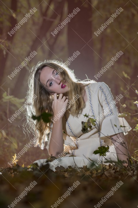 Romantic portrait of a girl in the park