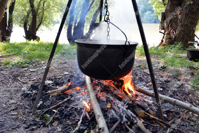 Outdoor cooking
