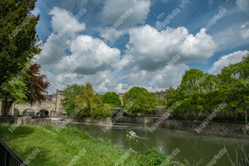 Avon river and Pulteney Bridge in Bath, UK