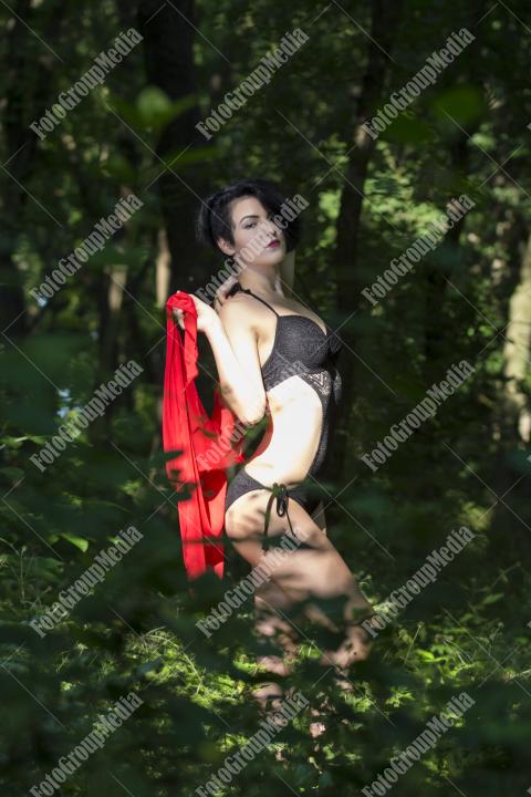 Pretty young girl posing outdoor