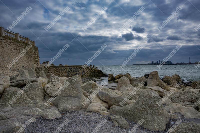 Black Sea , Romanian shore