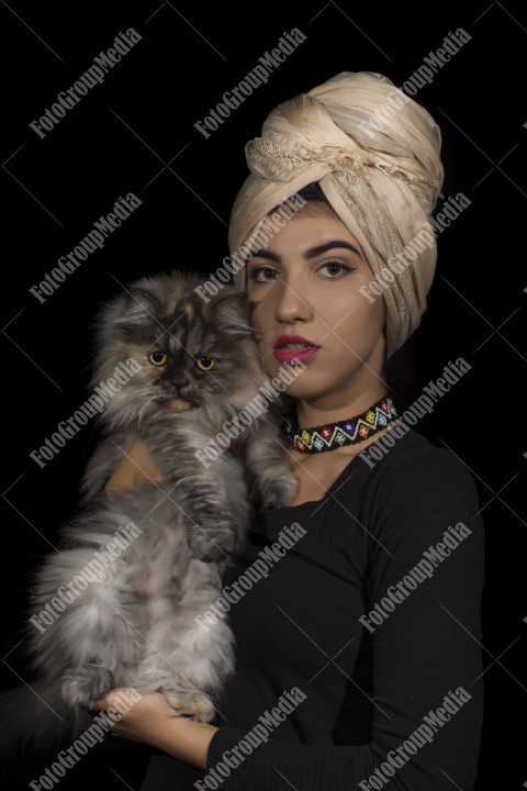 The lady and the cat