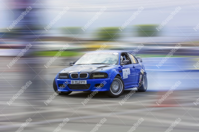 Motion blur Car drifting