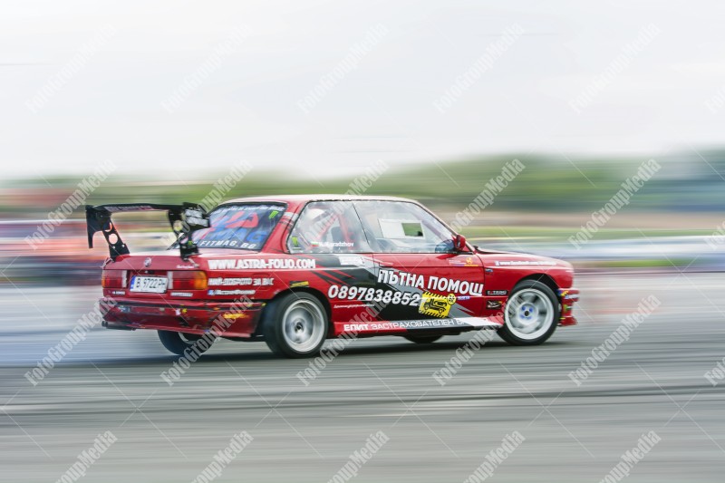 Drift competion, red car getting ready for track